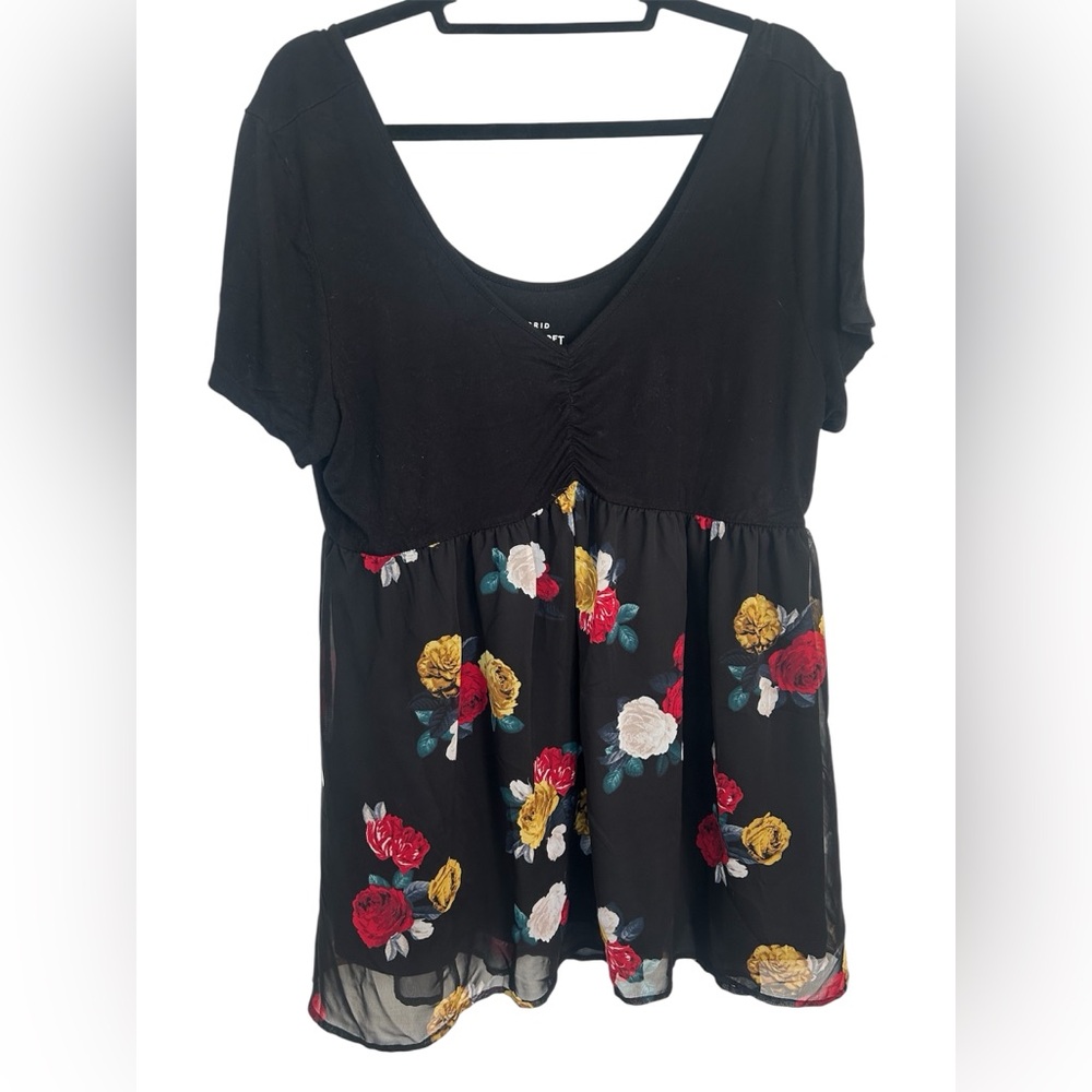 Torrid Super Soft Babydoll Blouse – Black & Floral – Size 2X